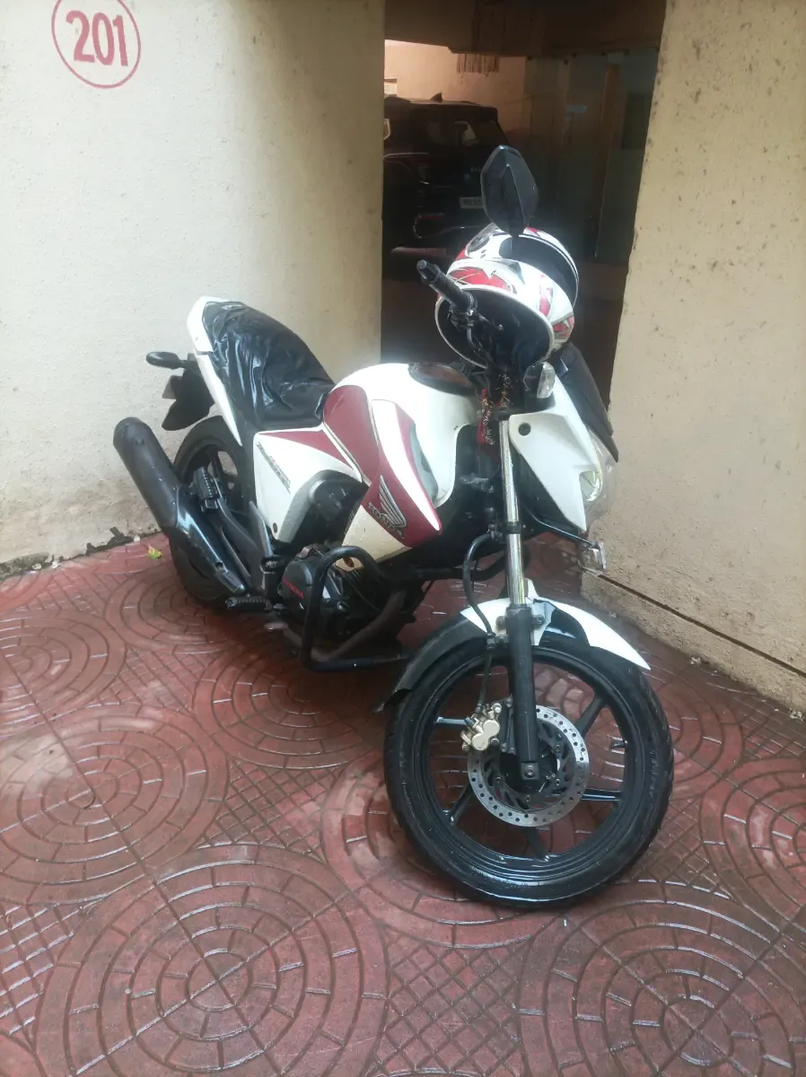 HONDA CB UNICORN  - Bikes in Mumbai (Image 5)
