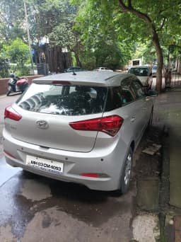Hyundai i20  - Cars in Mumbai (Image 1)