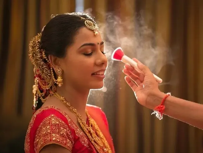 Best Makeup Artist in Lajpat Nagar - Services in Delhi (Image 1)